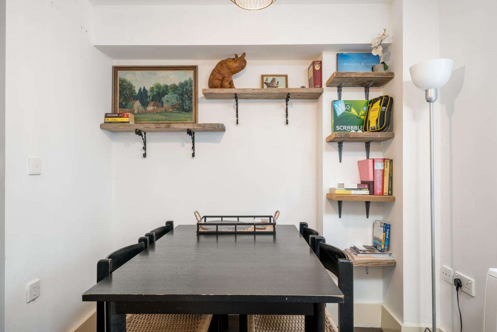 Riverside 1 Bed Basement Flat Near Hampton Court Palace East Molesey Luaran gambar